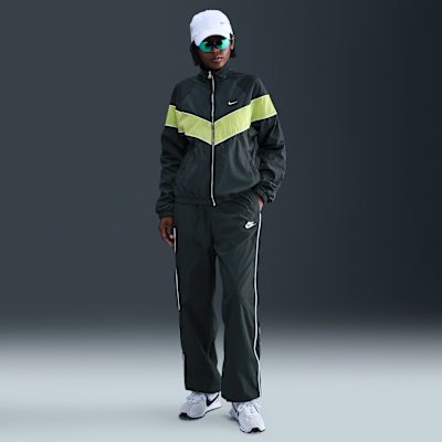 Nike Sportswear Windrunner Women's Woven Pants. Nike.com